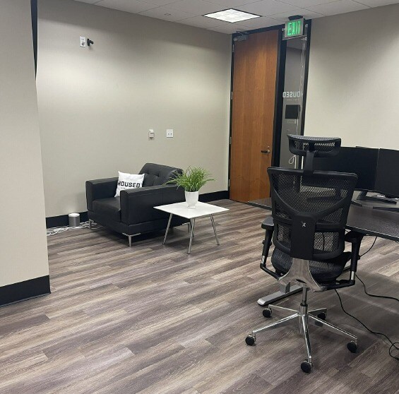 More Photos Of 2212 E Williams Field Rd, Gilbert Storefront Retail Office For Lease