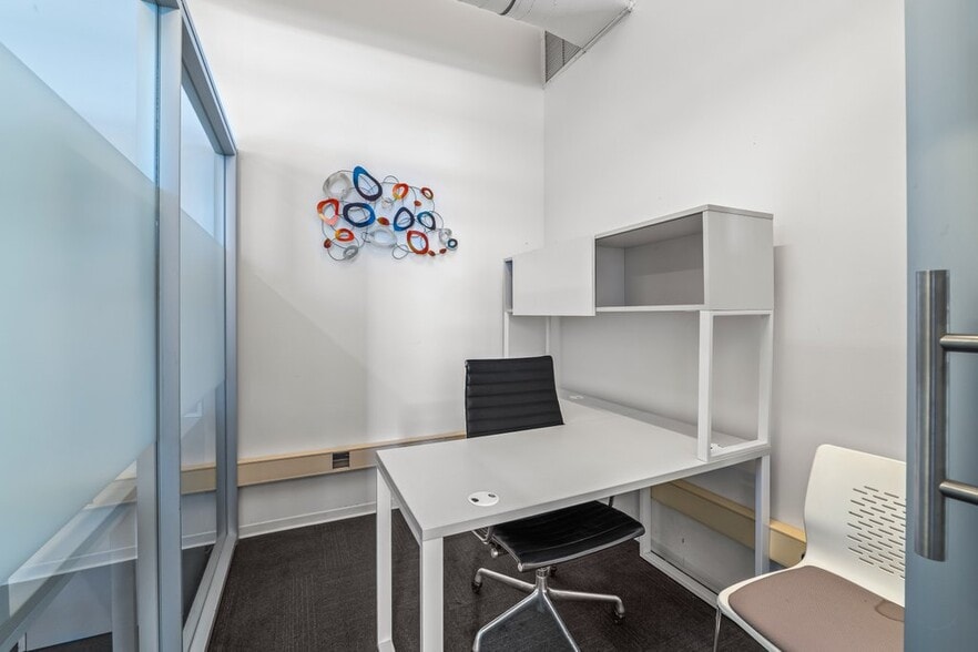 More Photos Of 315 E Bay St, Jacksonville Office For Lease