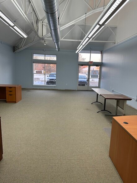 More Photos Of 2350 Belmont Center Dr NE, Belmont Office For Lease