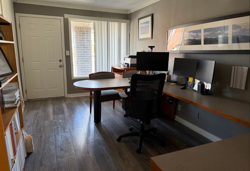 More Photos Of 552 Main St, Aumsville General Retail For Sale