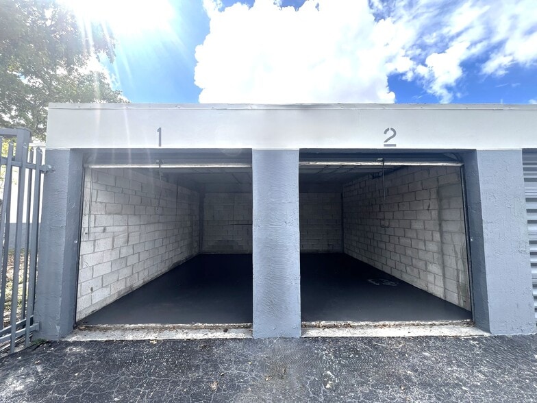 More Photos Of 1909-2099 Opa Locka Blvd, Miami Warehouse For Lease