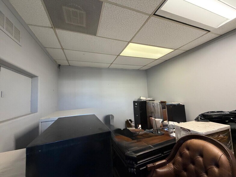 More Photos Of 7910-7916 Garvey Ave, Rosemead Auto Dealership For Lease