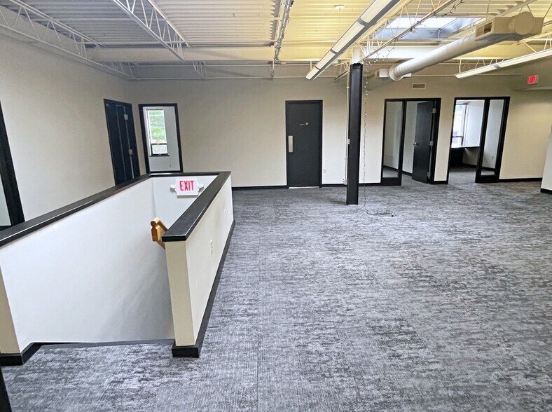 More Photos Of 58 Concord St, North Reading Office For Lease