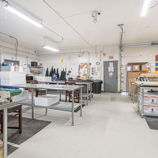 More Photos Of 720 NE Granger Ave, Corvallis Manufacturing For Lease