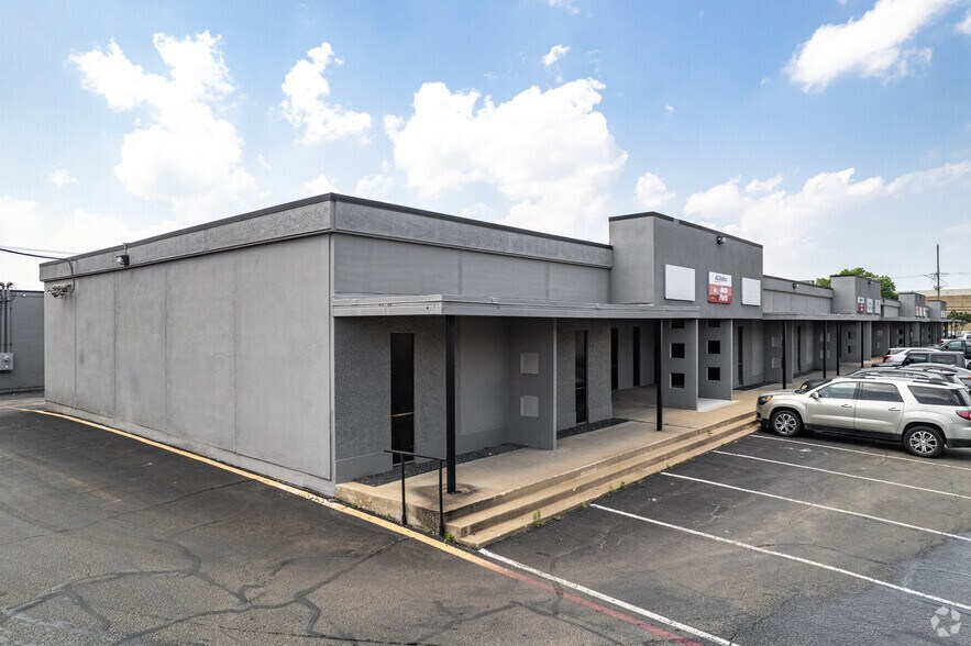 More Photos Of 2630 Northaven Rd, Dallas Unknown For Lease