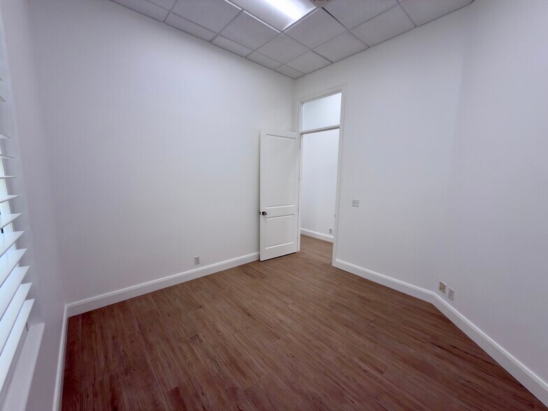 More Photos Of 36164 Emerald Coast Pky, Destin Freestanding For Lease