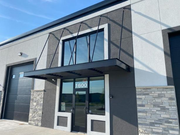 More Photos Of 3324 Southgate Court SW, Cedar Rapids Light Distribution For Lease