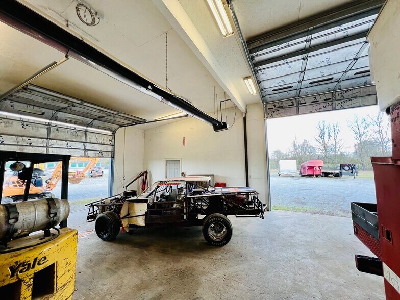 More Photos Of 420 Windance Rd, Baldwyn Light Manufacturing For Sale