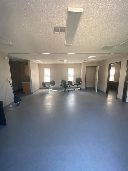 More Photos Of 1800 N 12th St, Clarksburg Warehouse For Sale