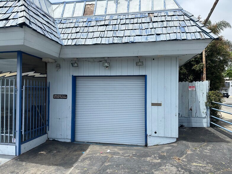 More Photos Of 2834 E Main St, Ventura General Retail For Sale