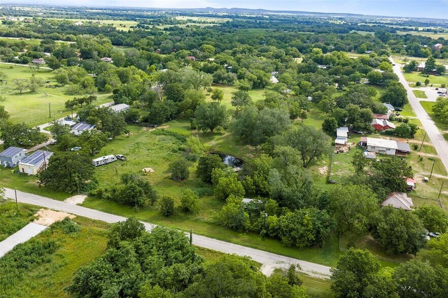More Photos Of TBD Belton Street, McDade Land For Sale