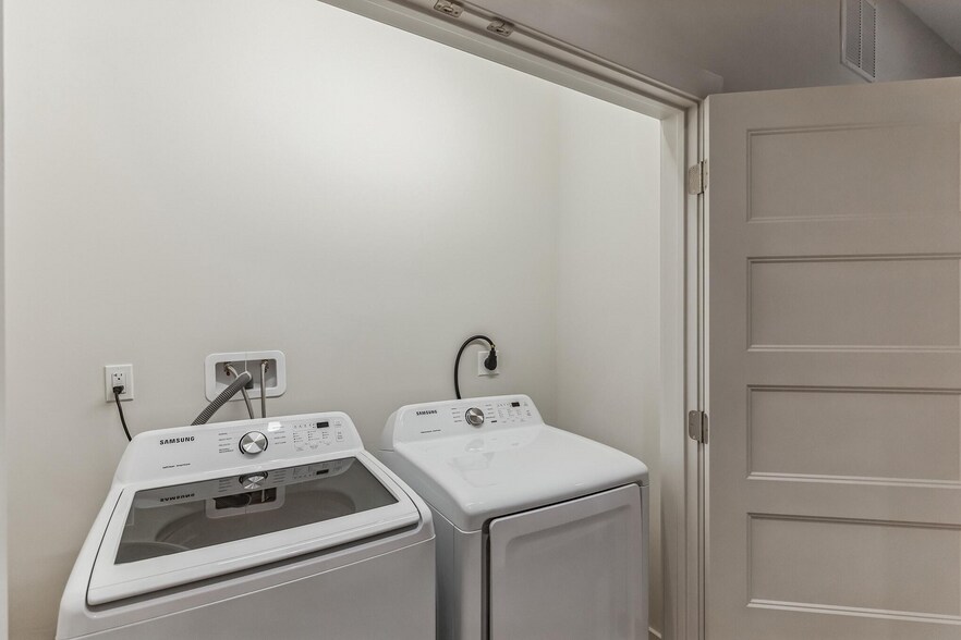 More Photos Of 575 S Goddard Blvd, King Of Prussia Apartments For Sale