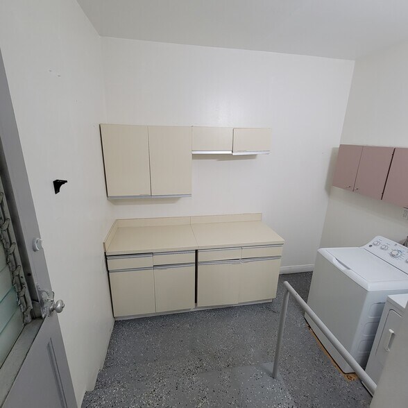 More Photos Of 808 NW 19th St, Fort Lauderdale Apartments For Sale