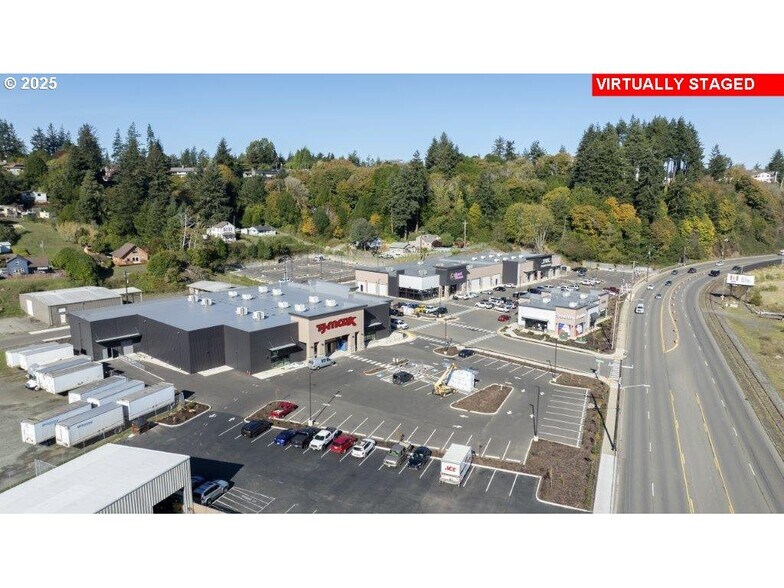 More Photos Of 1233 Teakwood Ave, Coos Bay General Retail For Sale