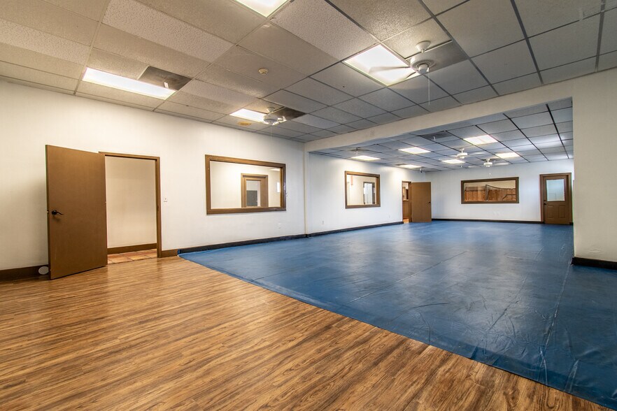 More Photos Of 4929 Everhart Rd, Corpus Christi Freestanding For Sale