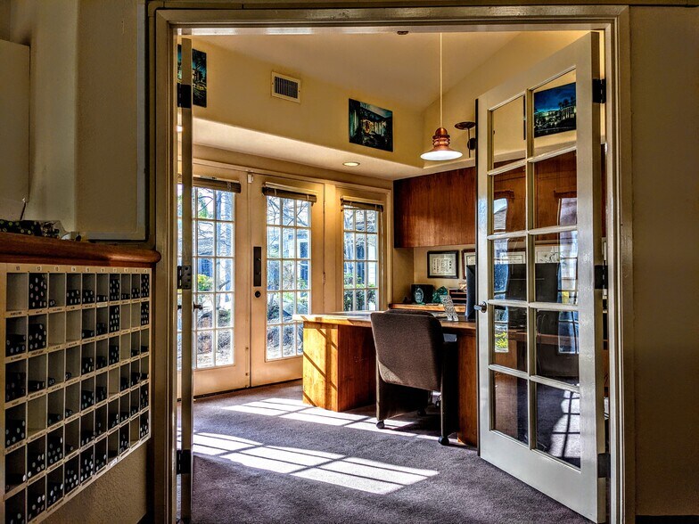 More Photos Of 3151 Airway Ave, Costa Mesa Medical For Lease