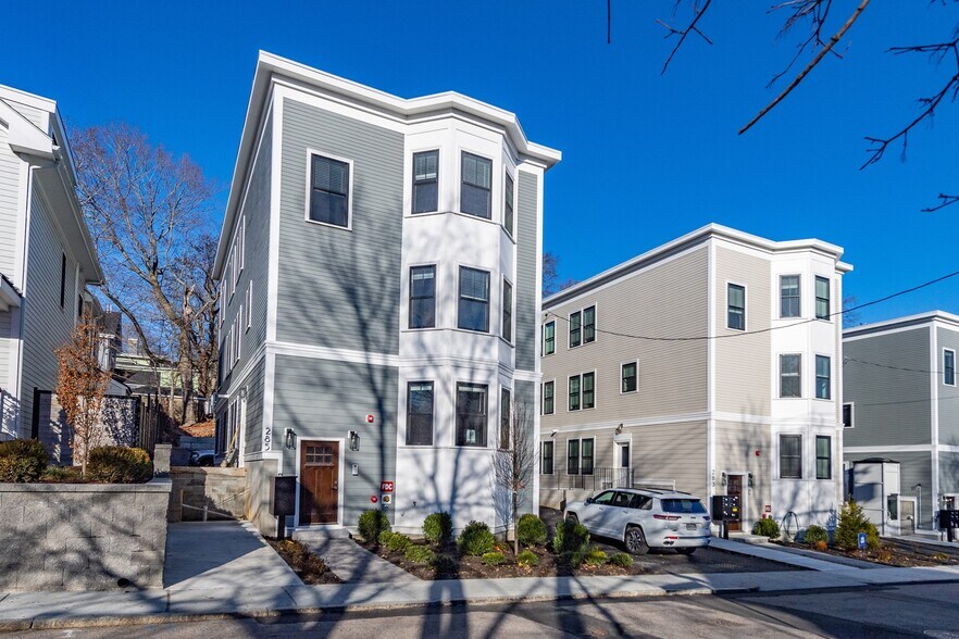 More Photos Of 285 Lamartine St, Boston Apartments For Sale