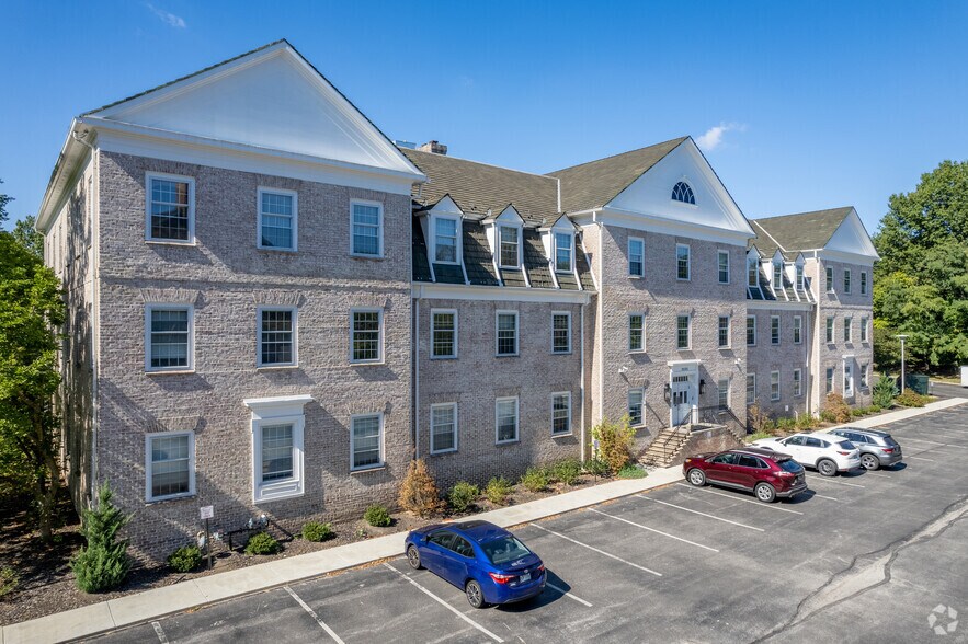 More Photos Of 29325 Chagrin Blvd, Pepper Pike Office Residential For Lease