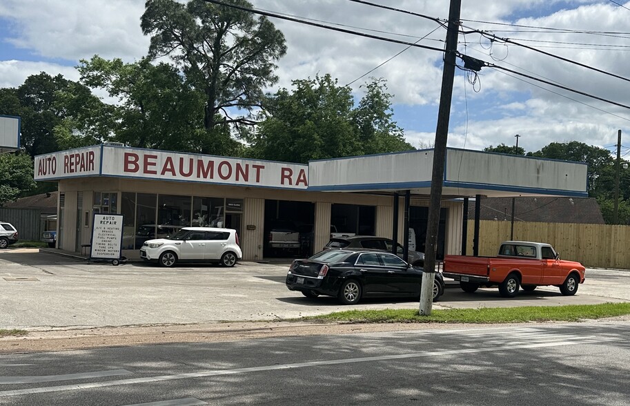 More Photos Of 5605 Calder Ave, Beaumont Convenience Store For Sale