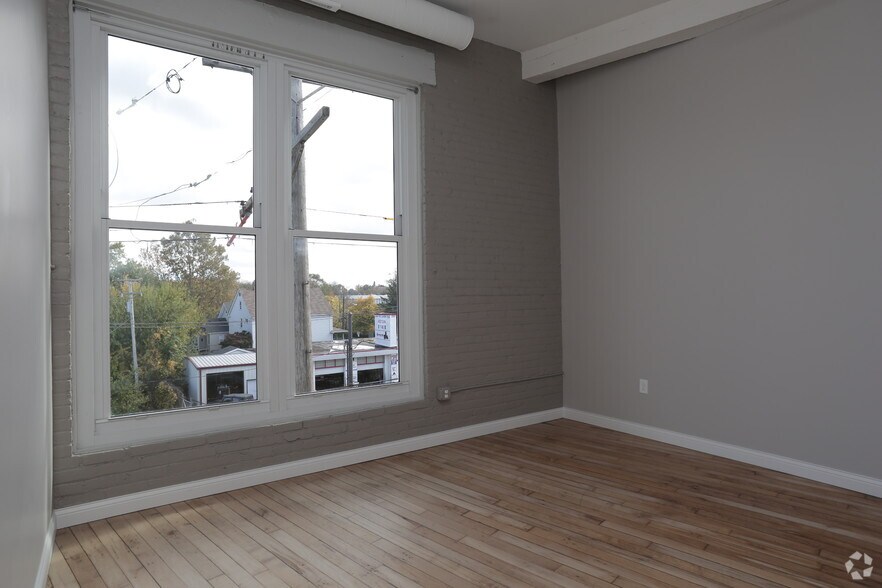 More Photos Of 2658 Scranton Rd, Cleveland Apartments For Lease