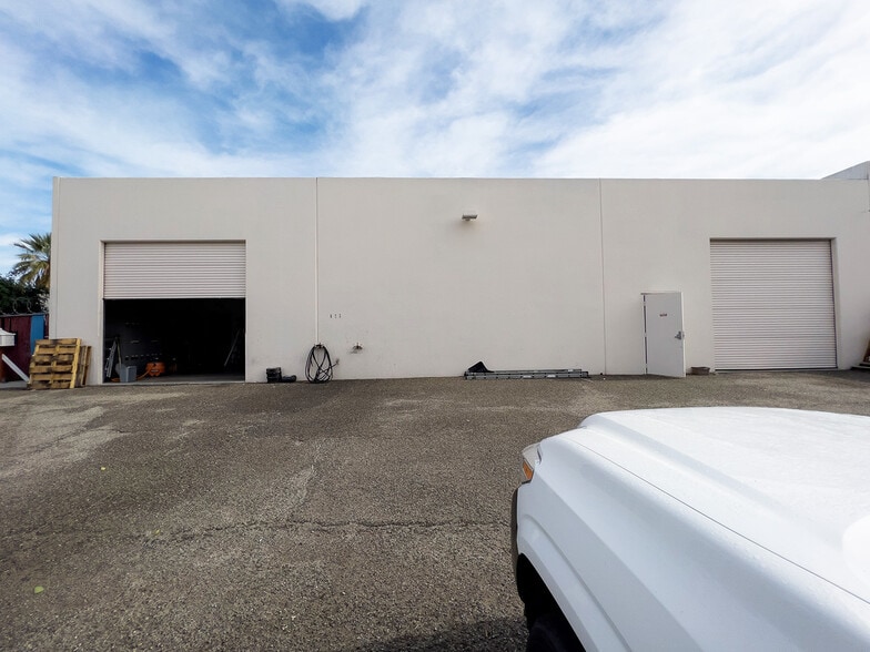 More Photos Of 3403 Durahart St, Riverside Warehouse For Sale