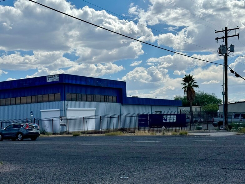 More Photos Of 880 E 20th St, Tucson Service For Lease