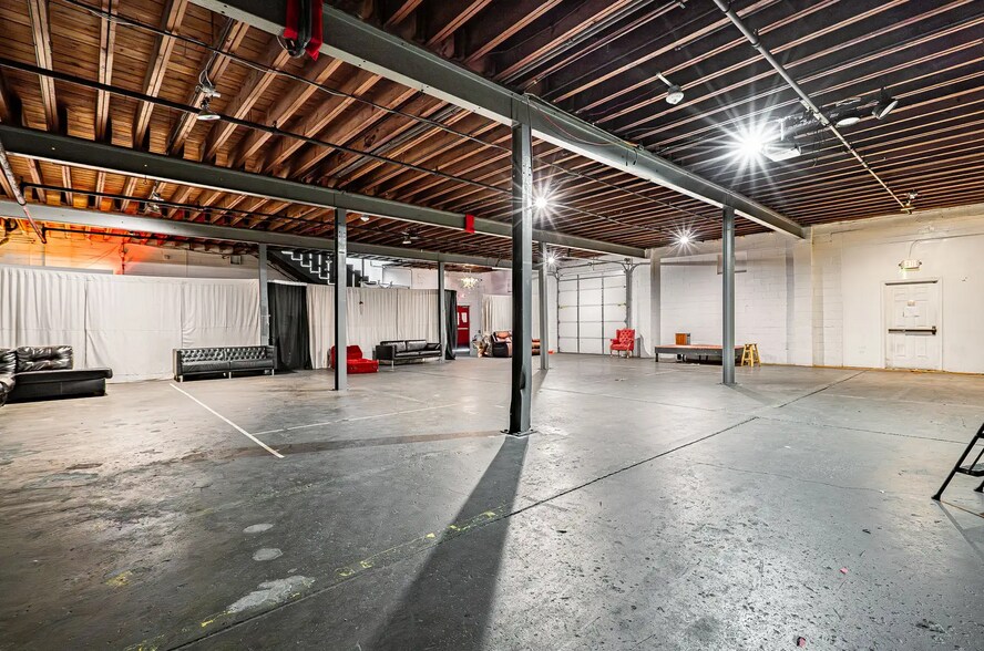 More Photos Of 1433-1435 S Shelby St, Louisville Manufacturing For Sale