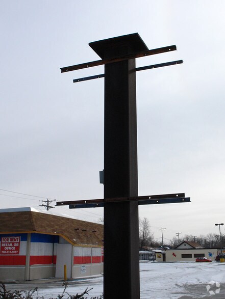 More Photos Of 15405 Dixie Hwy, Harvey Freestanding For Lease