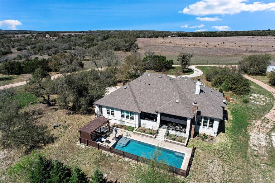 More Photos Of 2550 Bell Springs Rd, Dripping Springs Lodge Meeting Hall For Sale