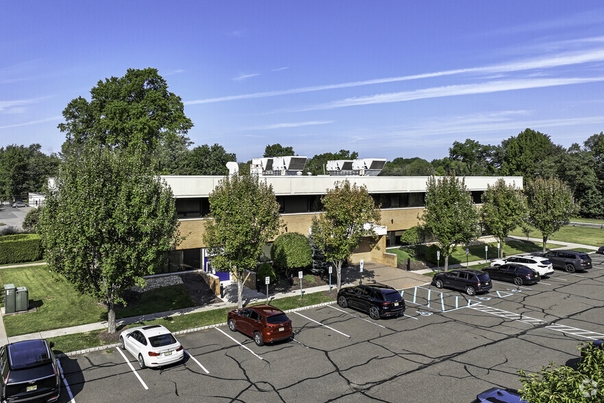 More Photos Of 330 Passaic Ave, Fairfield Office For Lease