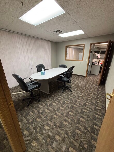 More Photos Of 456 Fulton St, Peoria Office For Sale