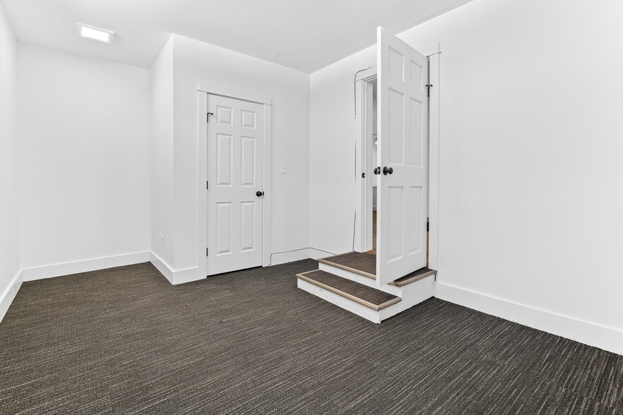 More Photos Of 1637 S Boston Ave, Tulsa Loft Creative Space For Lease