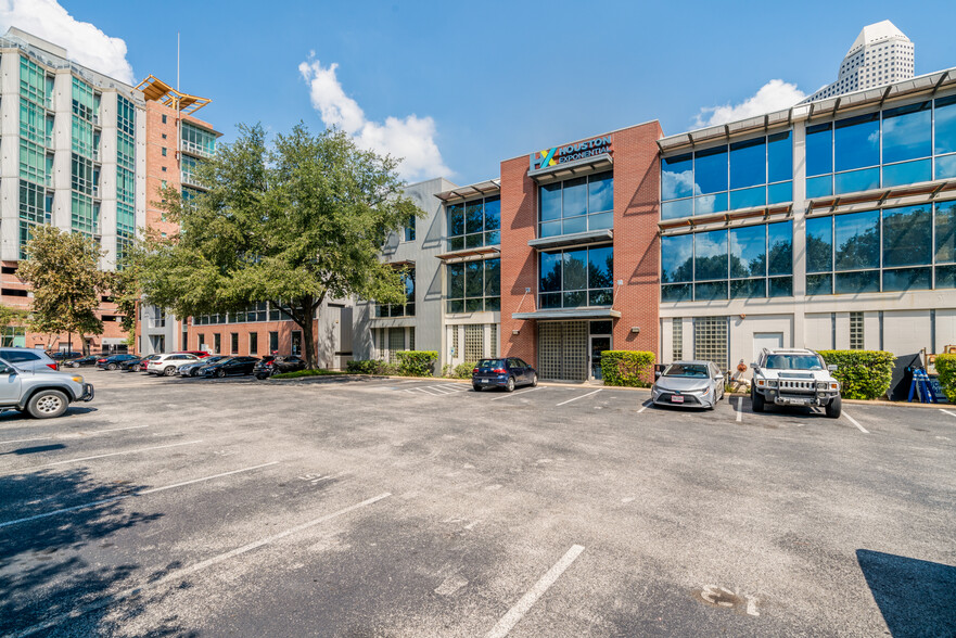 Primary Photo Of 402 Pierce, Houston Office For Lease