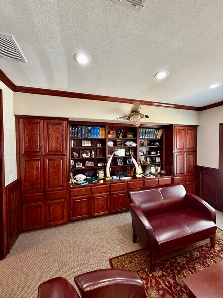 More Photos Of 2526 Blue Meadow Dr, Temple Office For Sale