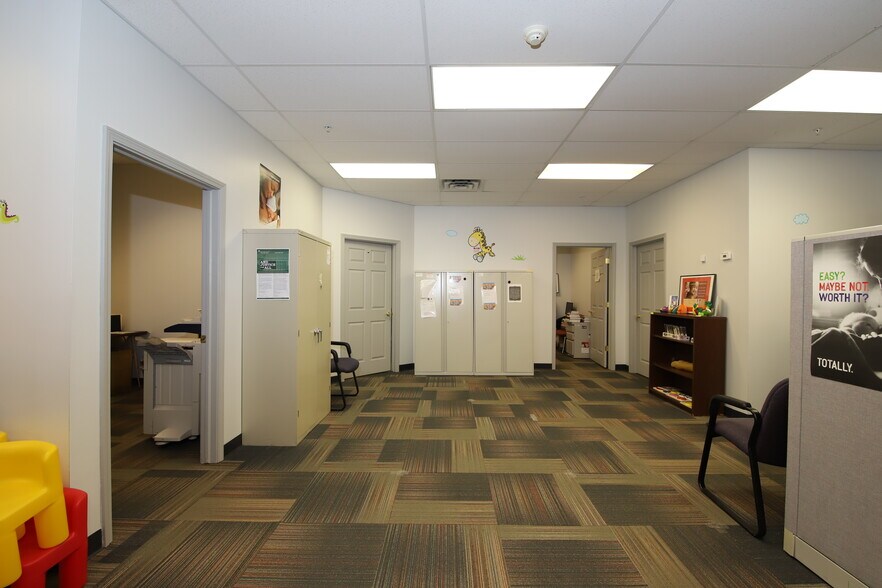 More Photos Of 2670-2672 W Ridge Rd, Greece Freestanding For Lease