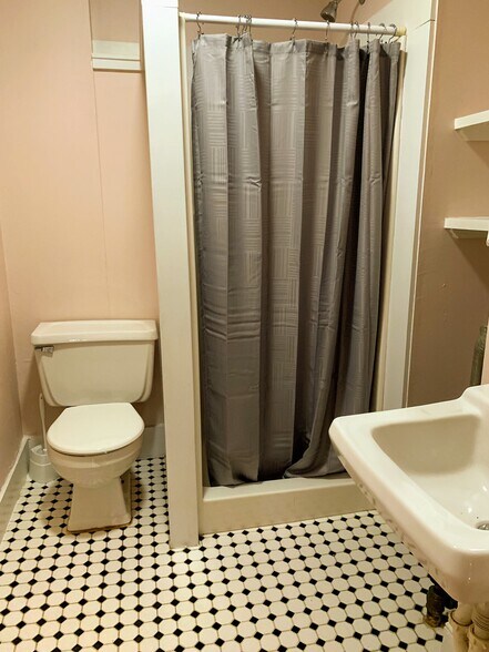 More Photos Of 75 Sherman St, Portland Apartments For Sale