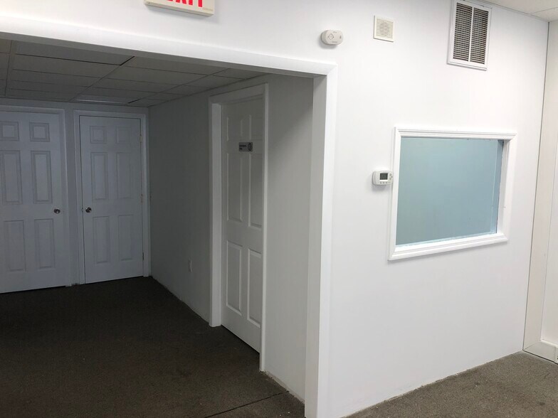 More Photos Of 23 Diamond Spring Rd, Denville Unknown For Lease