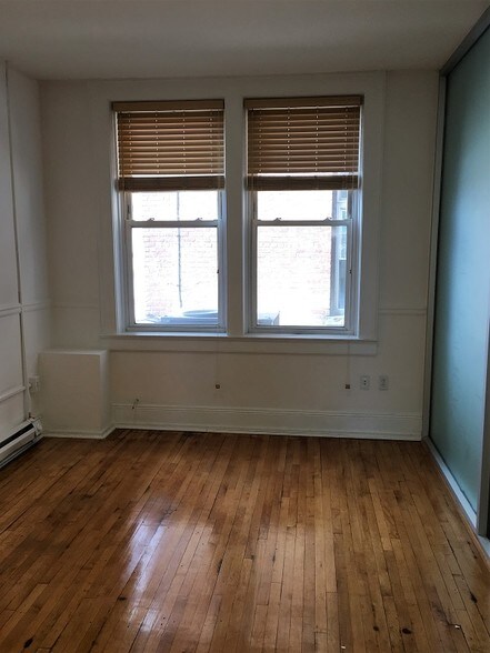 More Photos Of 66 Hudson St, Hoboken Office For Sale