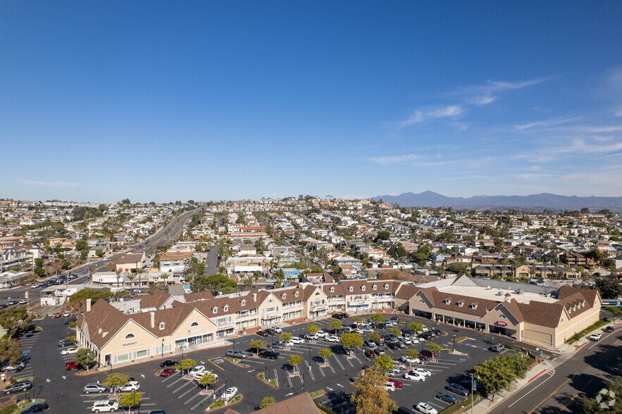 More Photos Of 24821-24871 Del Prado, Dana Point Storefront For Lease