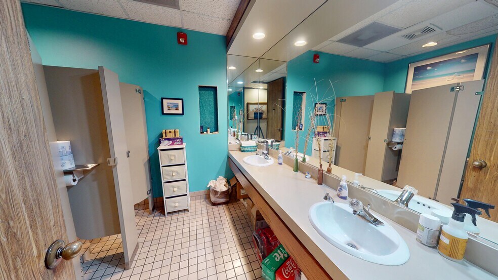 More Photos Of 1101 S Capital Of Texas Hwy, West Lake Hills Office For Sale