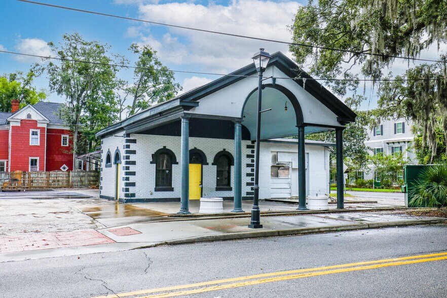 Primary Photo Of 1216-1218 Waters Ave, Savannah Freestanding For Lease