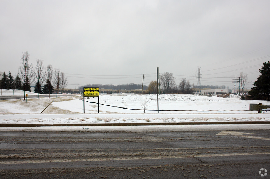 Primary Photo Of 13 Mile Rd, Novi Land For Sale