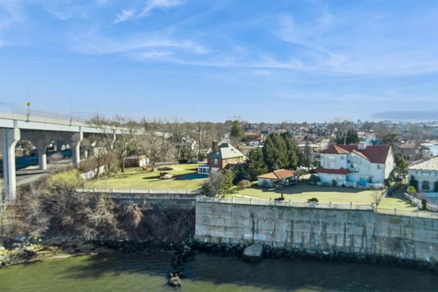 More Photos Of 125 Malba Dr, Flushing Land For Sale