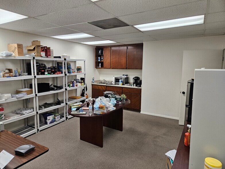 More Photos Of 1098 Melody Ln, Roseville Office For Lease