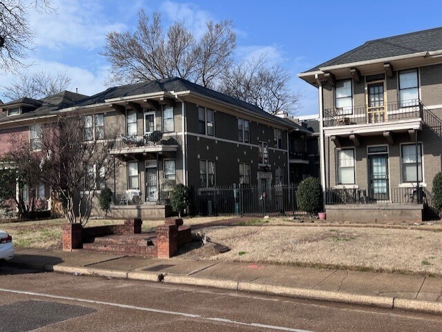 More Photos Of 31 S McLean Blvd, Memphis Apartments For Sale