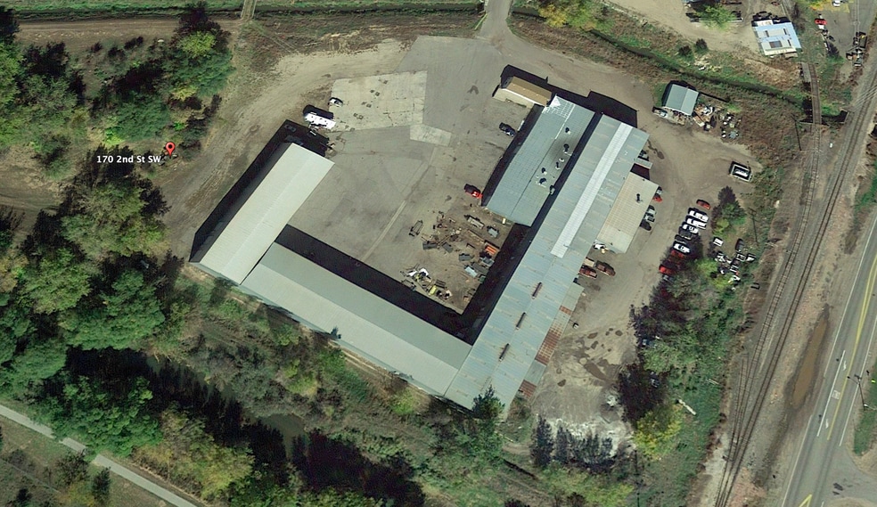 More Photos Of 170 SW 2nd St, Loveland Warehouse For Lease