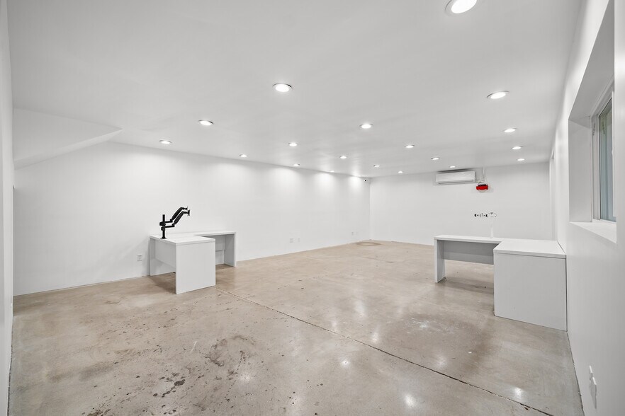 More Photos Of 1507 Essex St, Los Angeles Warehouse For Sale