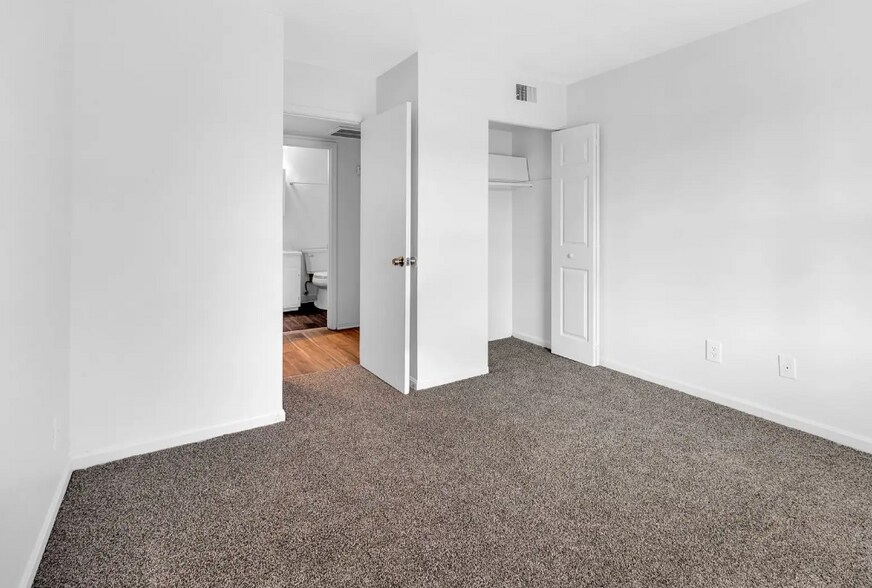 More Photos Of , Louisville Multifamily For Sale