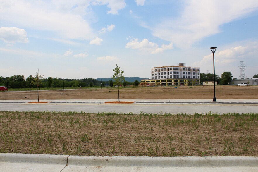 More Photos Of 55 River Bend Rd, La Crosse Apartments For Lease