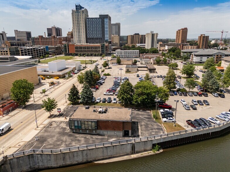 Primary Photo Of 307 E Center St, Rochester Office For Sale